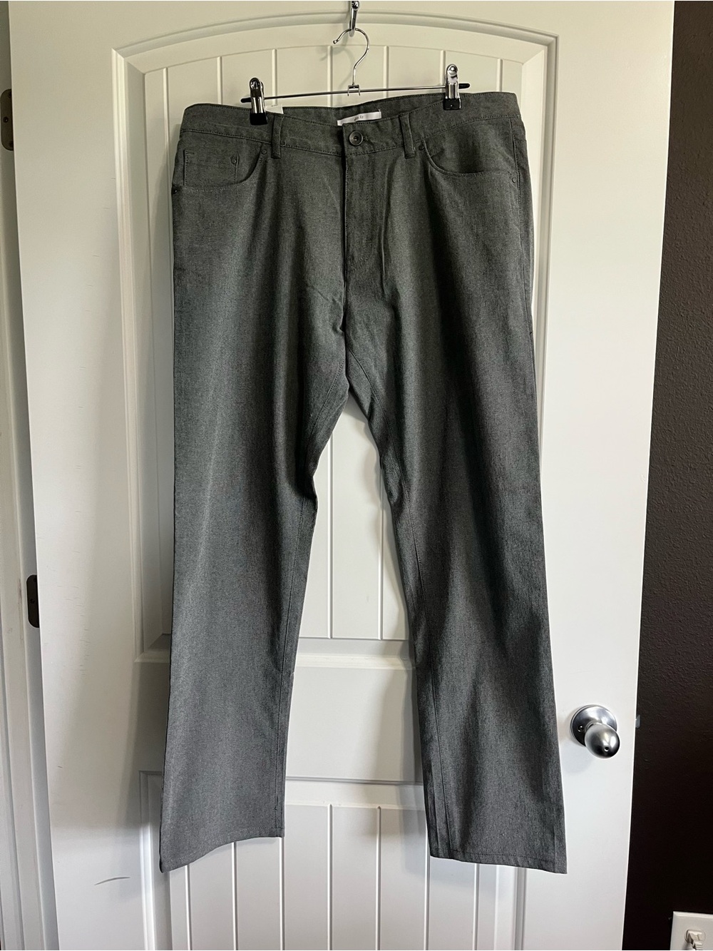 Calvin Klein Men’s Dress Pant Slim Fit NWT $89 Size 34X32 Office Casual Career